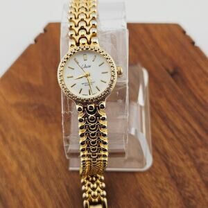 Collezie Women's Gold Tone Watch Minimalist Contemporary Old Money Aesthetic